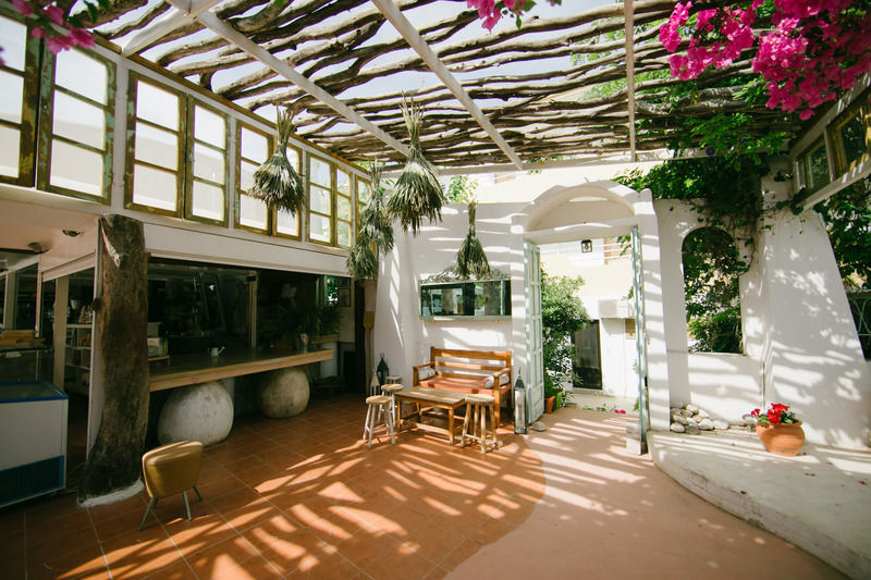 Gorgona Studios ฟาลิรากี ภายนอก รูปภาพ
